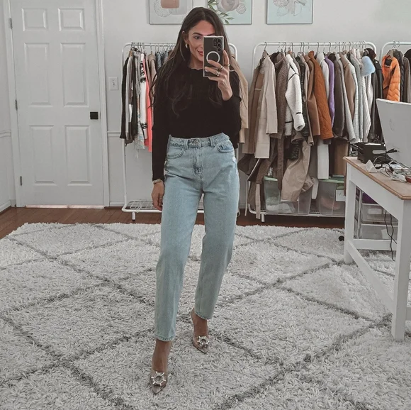 Zara high rise mom straight leg jeans size 2 - Picture 4 of 8